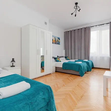 Kamienica Stanislawa Augusta By Renters *