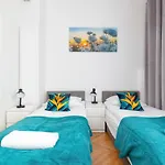Kamienica Stanislawa Augusta By Renters وارسو